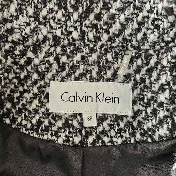 Calvin Klein Women's Black and White Tweed Pea Coat. Size 8P - Picture 6 of 8